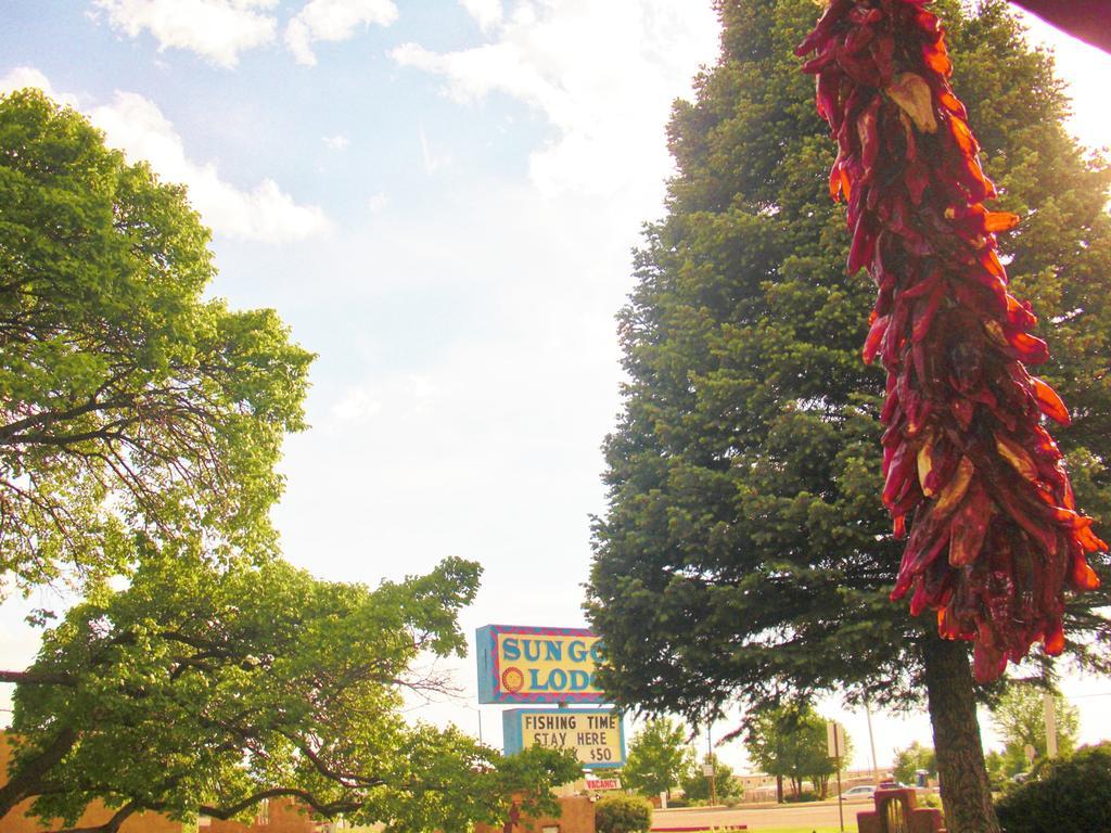 Sun God Lodge Taos Exterior photo